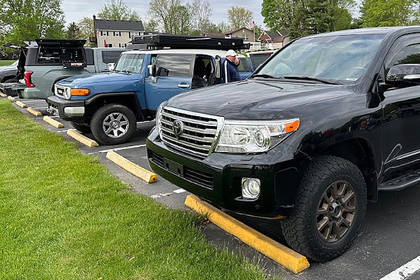 Line up of Indiana Land Cruisers Members in their Toyotas