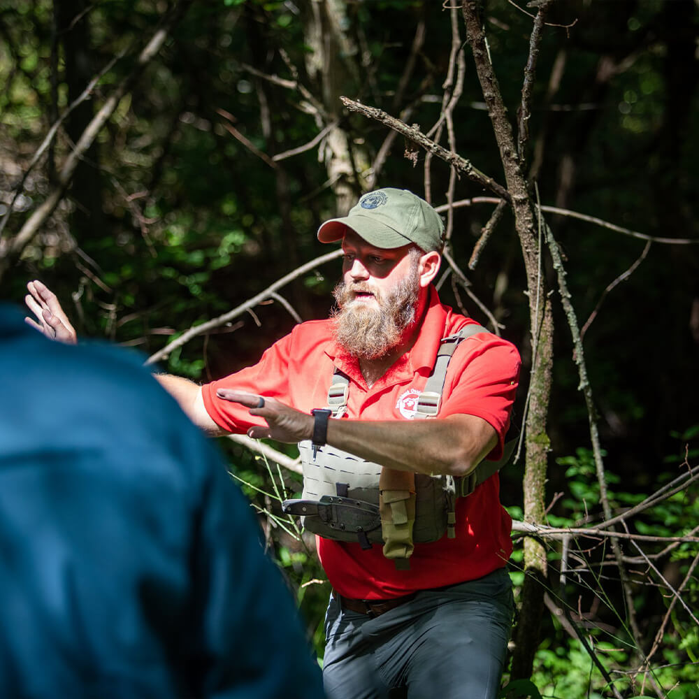 Aaron Paris, owner of Switchback Outdoor Safety and certified 4x4 recovery trainer, giving an Off Road Recovery Training Class